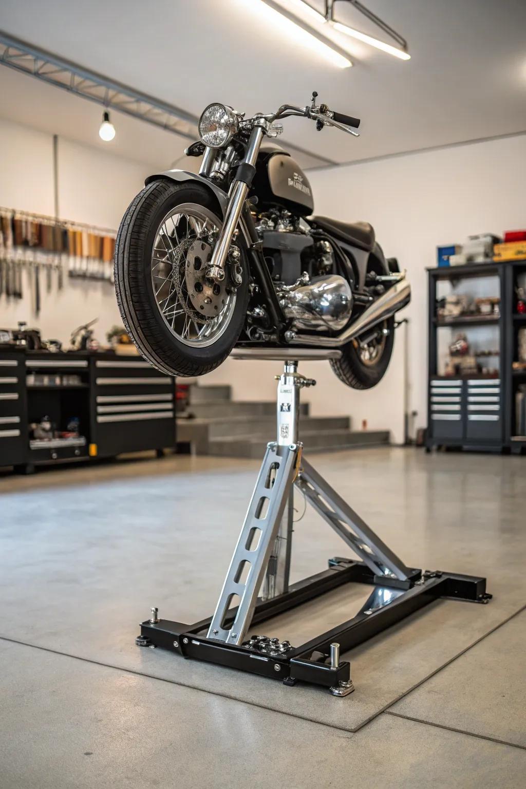 Elevate your ride: Efficient storage with style and craftsmanship.