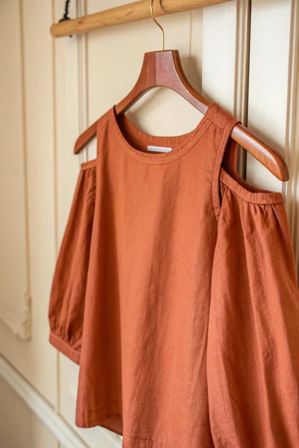Embrace the cold-shoulder look with minimalist elegance and bold charm.