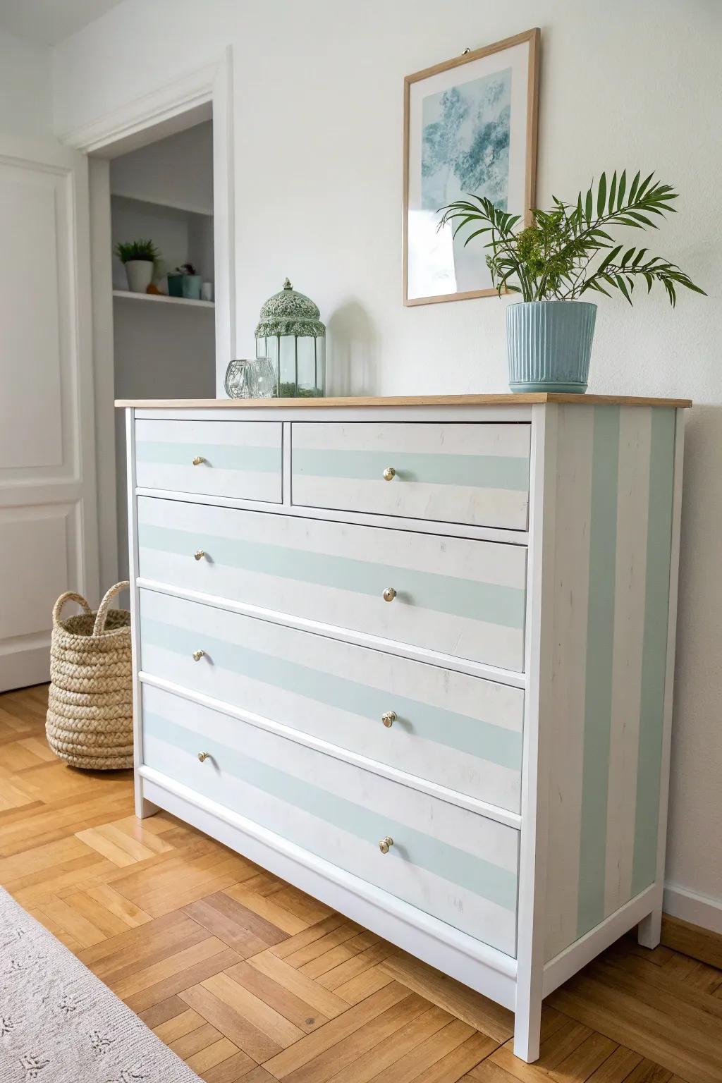 Transform your space with a touch of nautical charm—personalize your dresser with themed designs for a unique aesthetic.