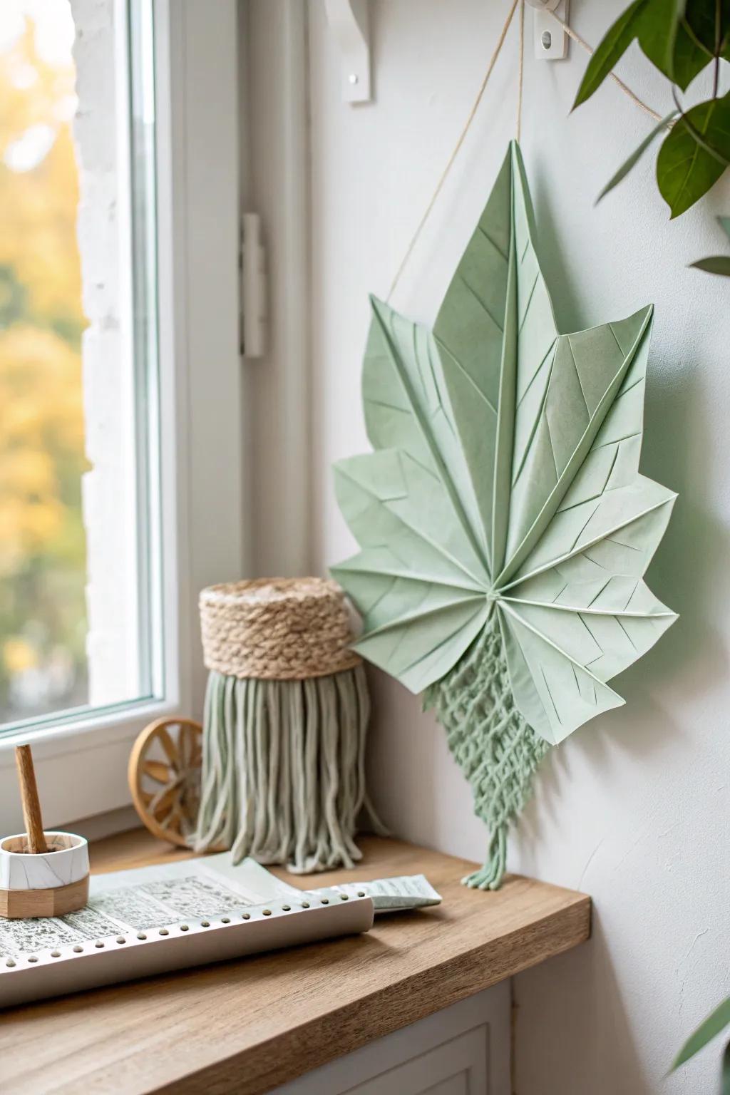 Celebrate nature's elegance with this exquisite origami leaf art, perfect for adding a touch of handmade beauty to any space.