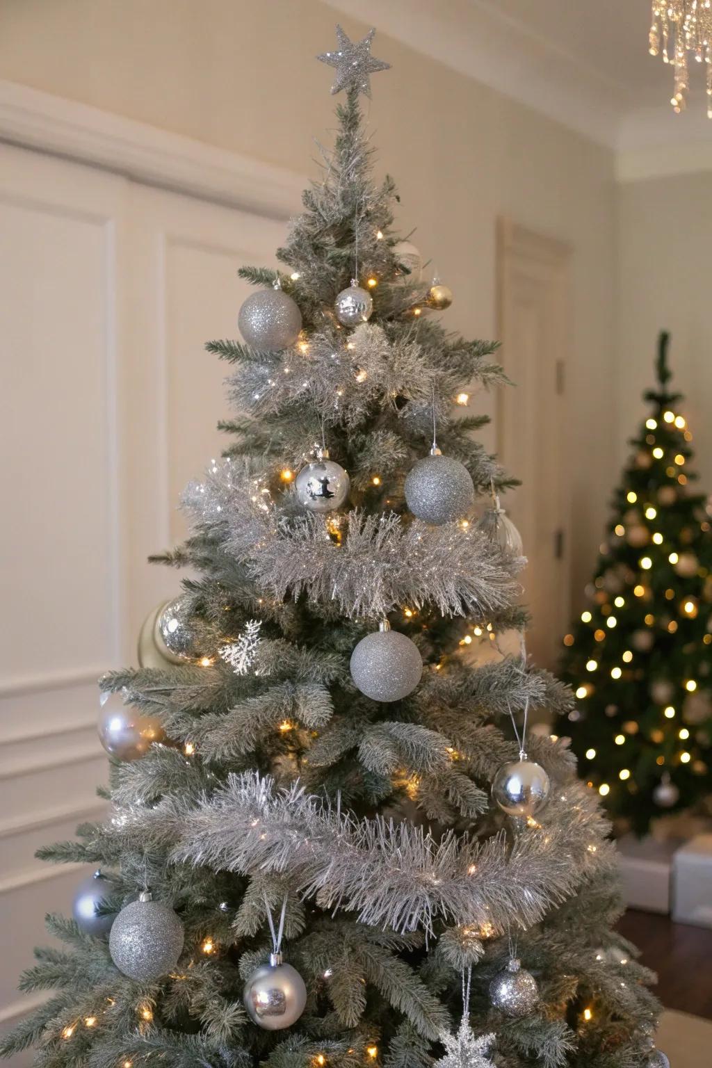 Tinsel adds retro glamour and sparkle to your Christmas tree.