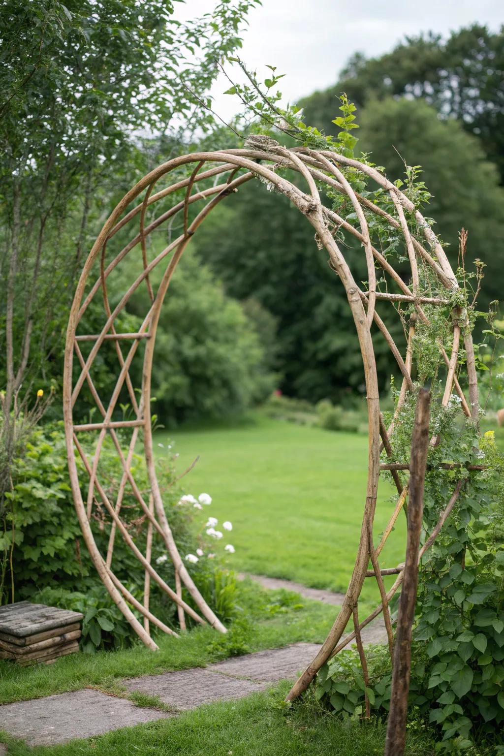 Artistry in Nature: A Circular Trellis that Elevates Your Garden's Charm.