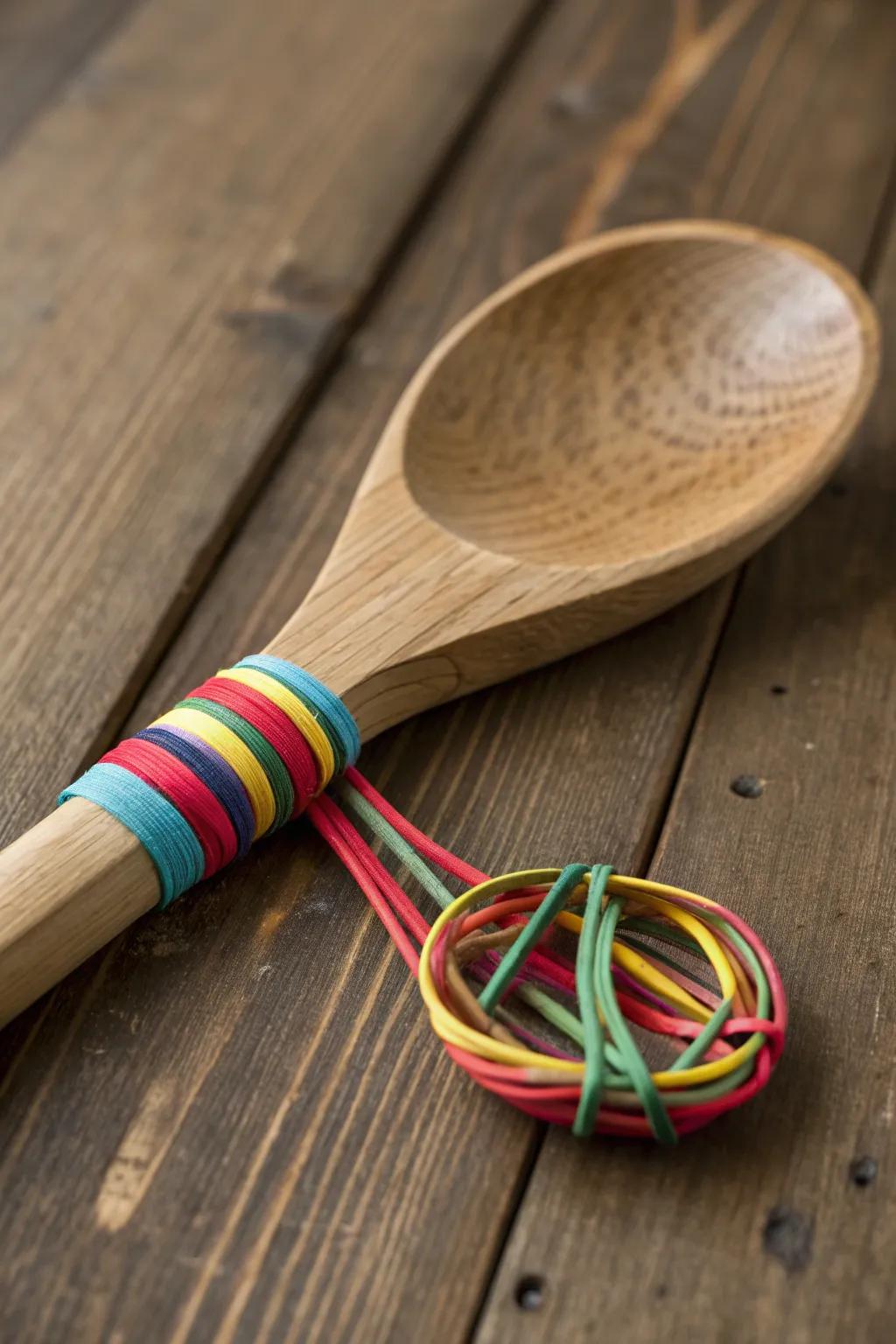 Unleash creativity with this handcrafted rubber band launcher – where simplicity meets ingenuity.