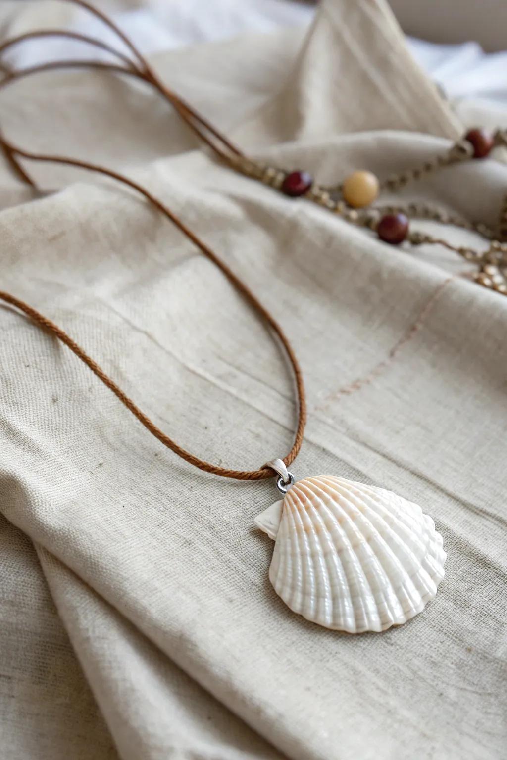 Embrace the ocean's charm with this handcrafted seashell necklace, perfect for a touch of coastal elegance.