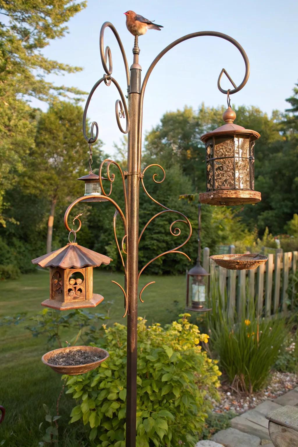 Transform your backyard into a bird paradise with this multi-arm marvel!
