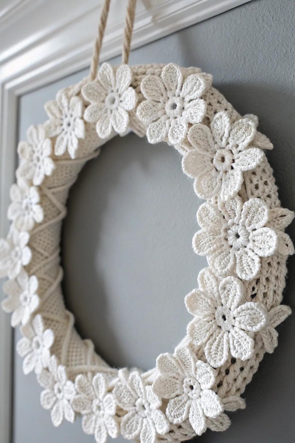 Embrace simplicity with a monochrome crochet wreath that speaks volumes in elegance and craftsmanship.