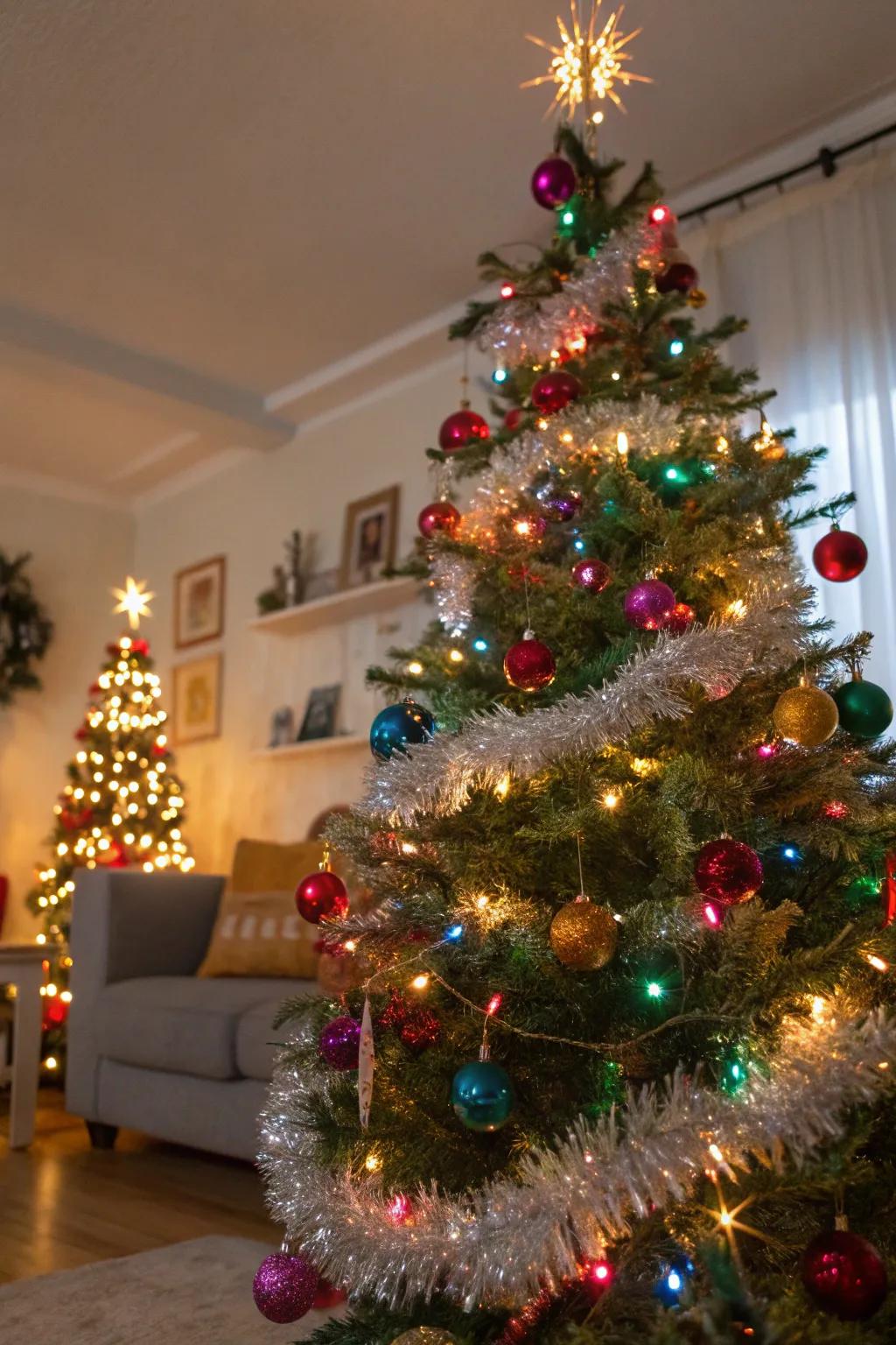 A Christmas tree sparkles with tinsel and vibrant ornaments.