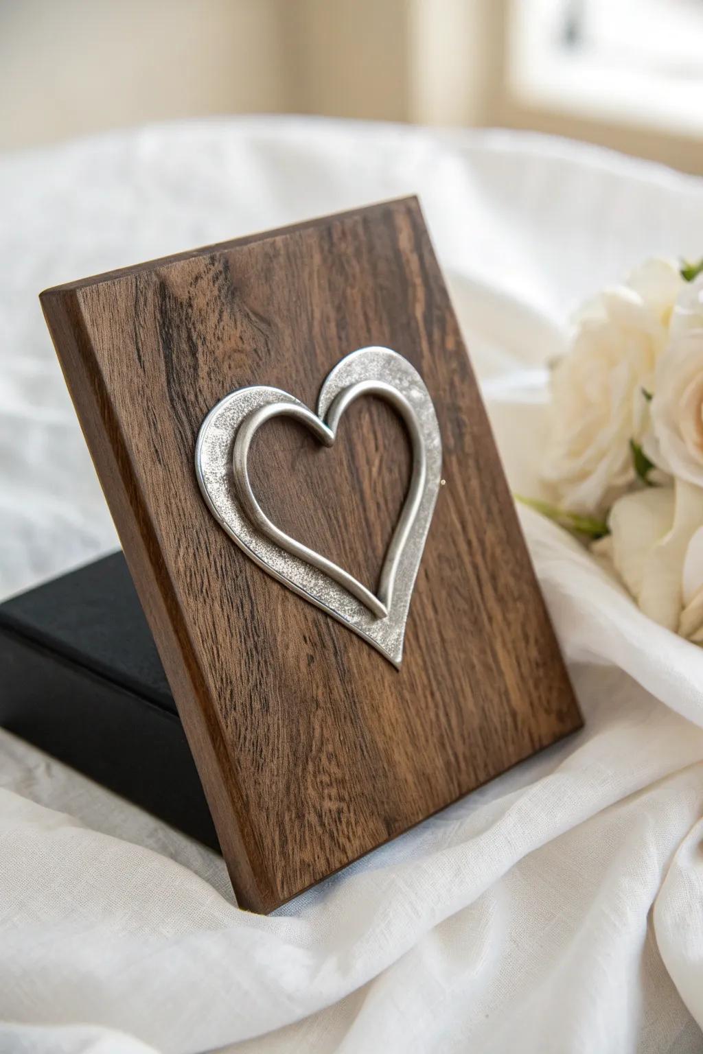 Celebrate love with a stunning fusion of metal and wood—where modern meets classic elegance.
