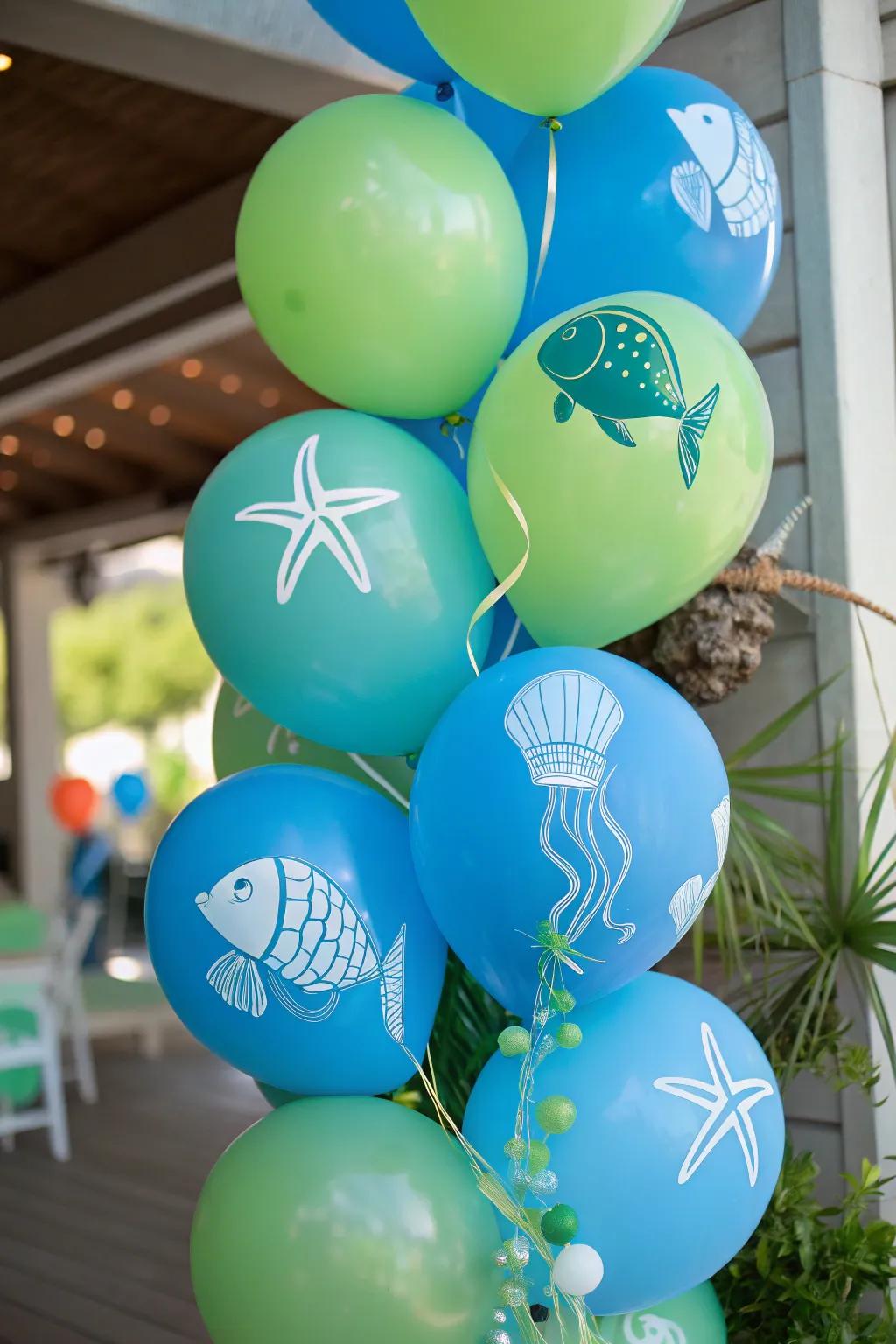 An under the sea theme makes for an enchanting scene.