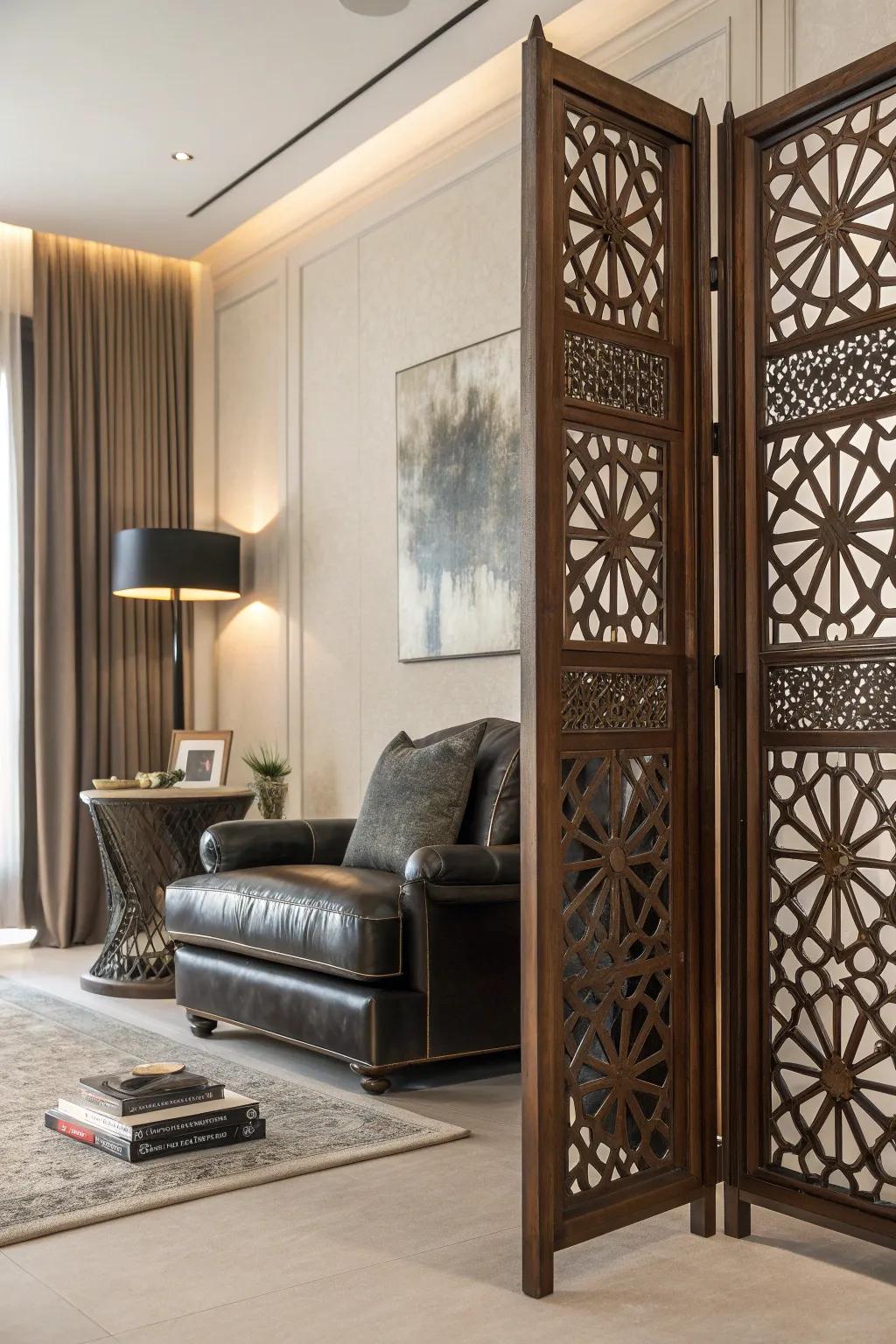 Transform your space with a decorative screen: artfully conceal your plumbing access with style.